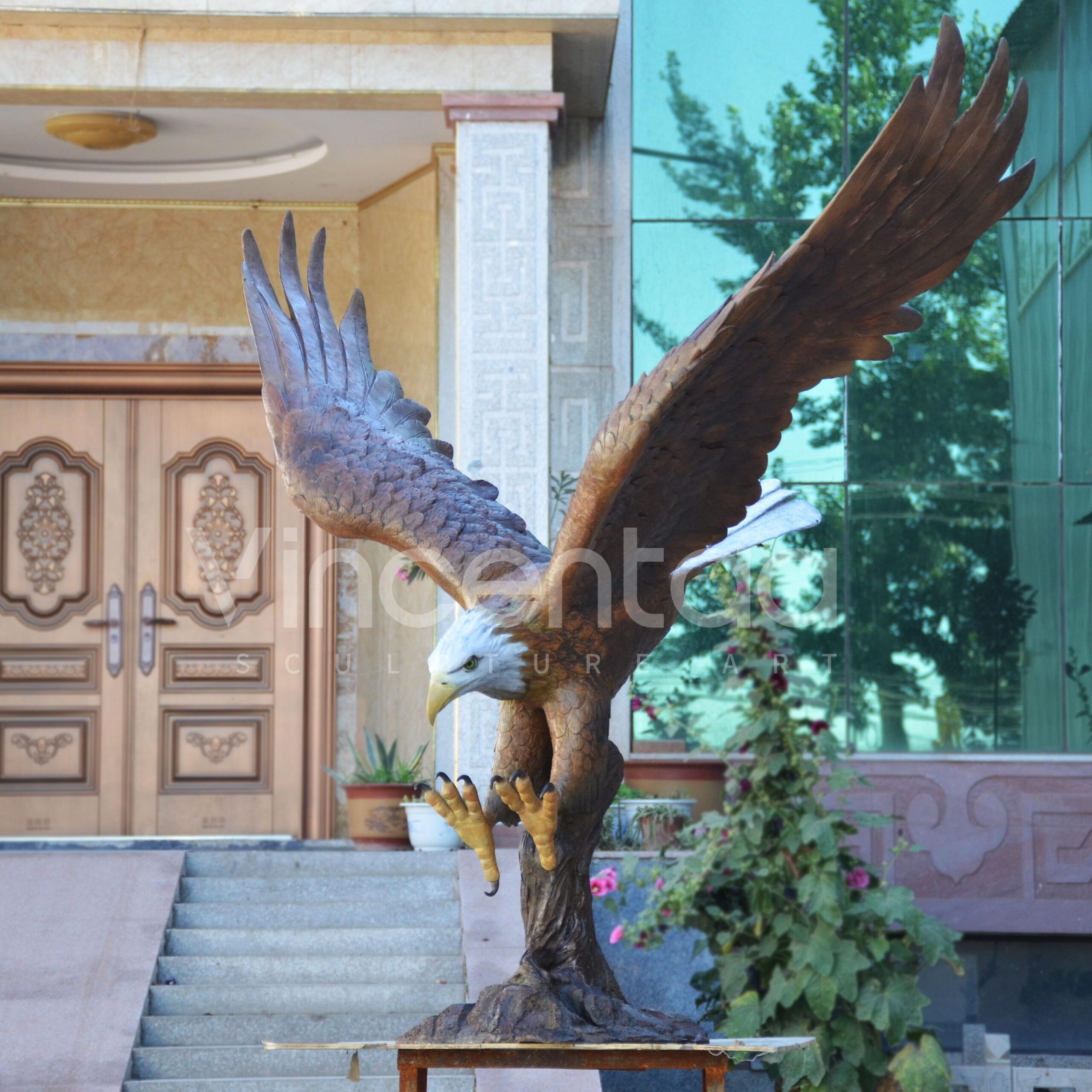 Flying Eagle Sculpture