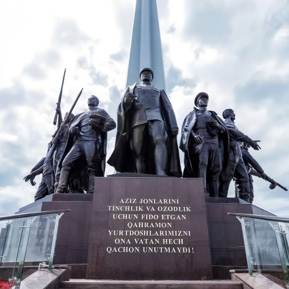 bronze-memorial-sculpture