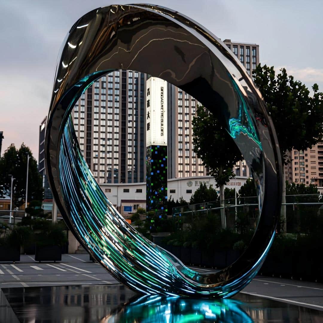 steel lighting sculpture
